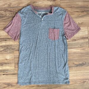 Mossimo Supply Co. Gray and Maroon Short Sleeve Tee